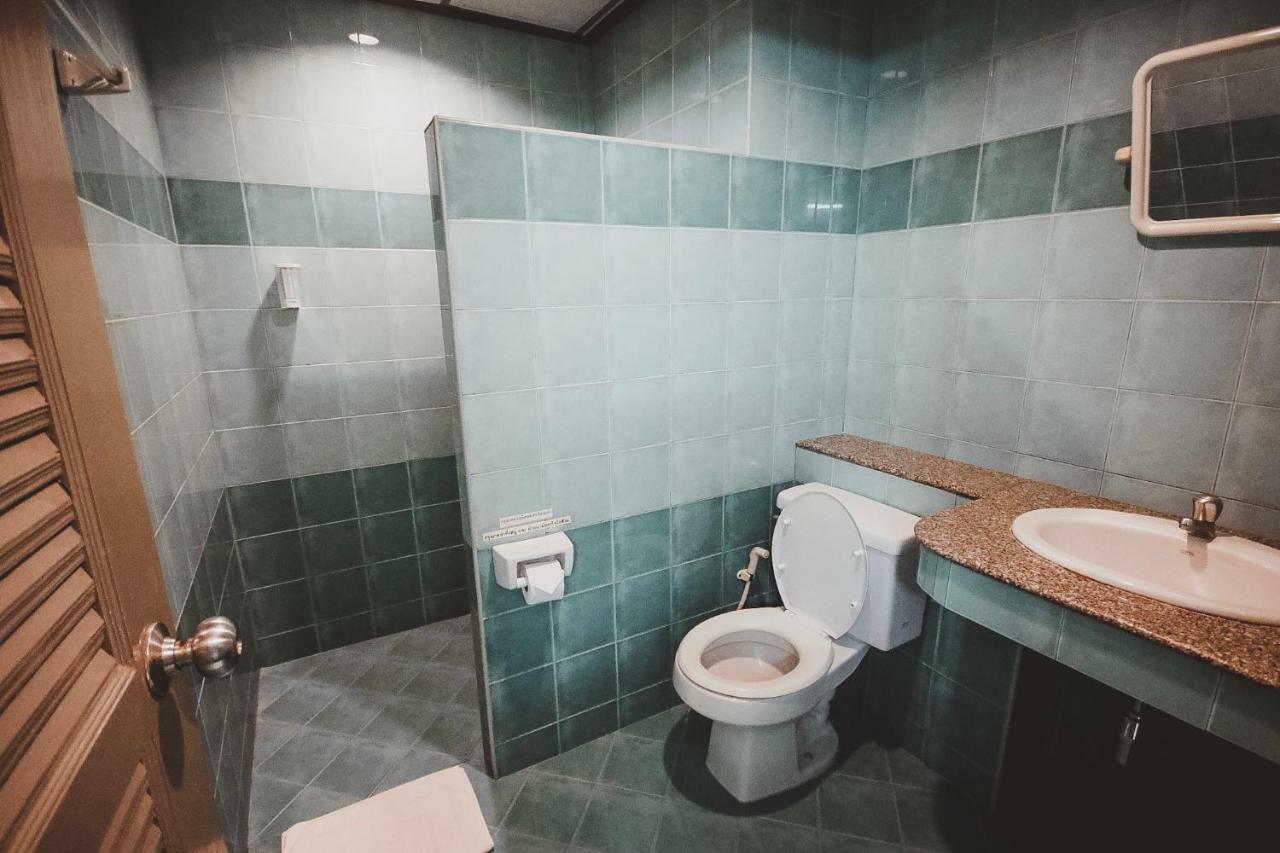 Ava Hotel Phitsanulok Eksteriør bilde